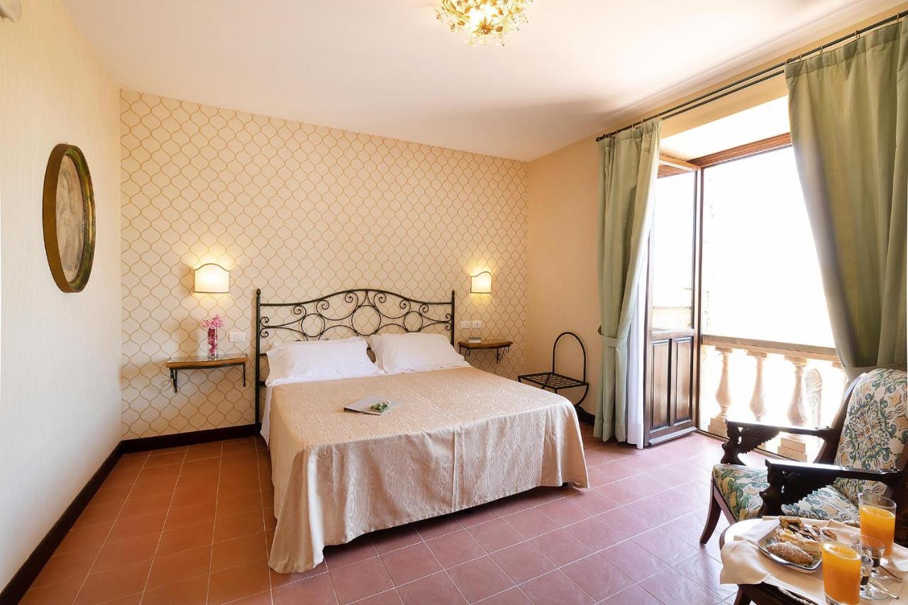 Hotel Villa Favorita Ното Экстерьер фото